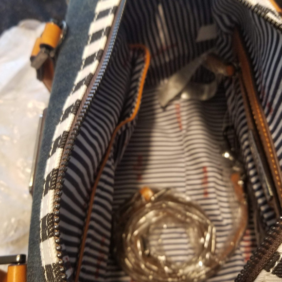 Nichole Lee Purse - Picture 3 of 3